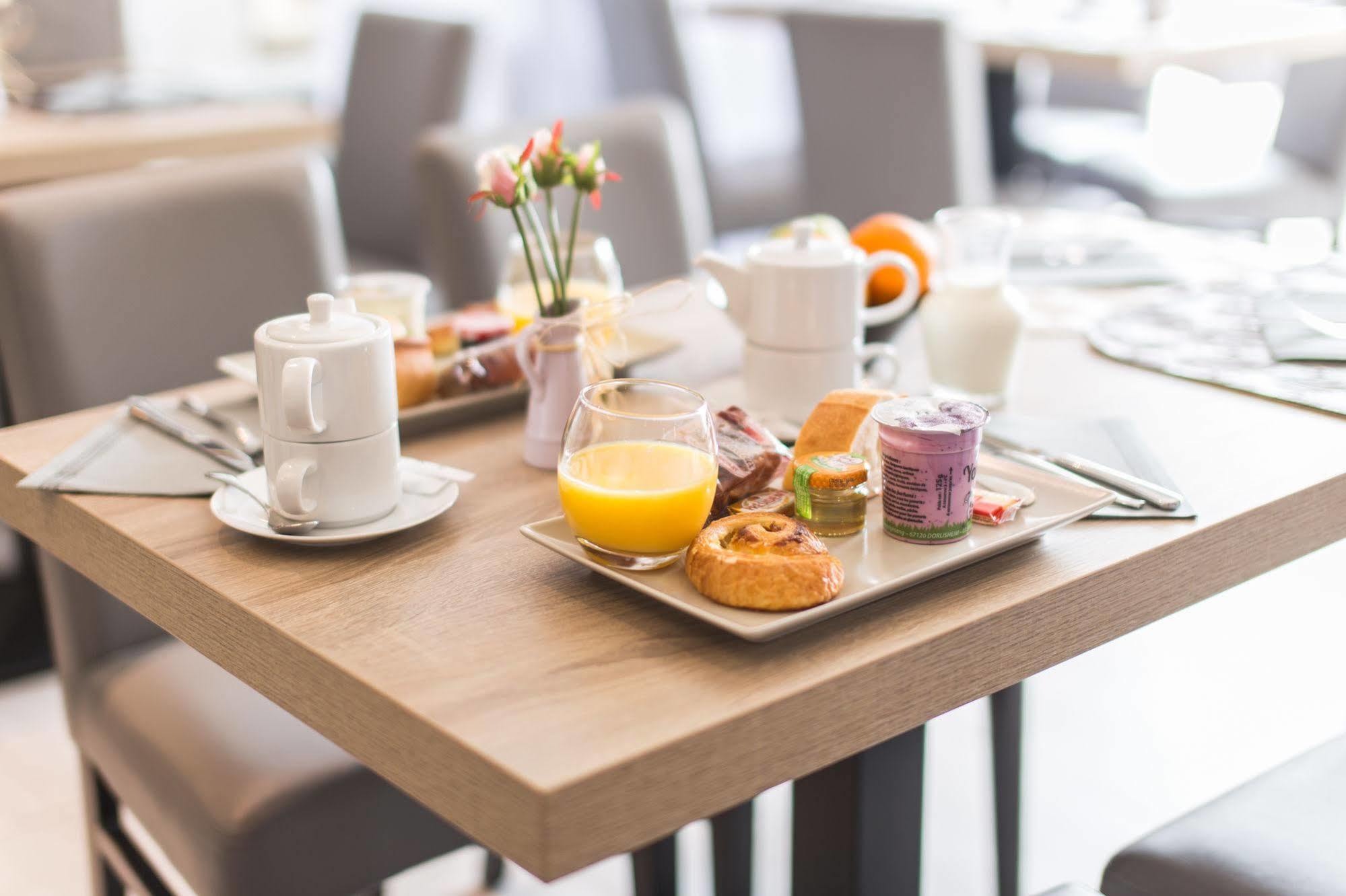 Hotel Le Dormeur Dorlisheim Екстер'єр фото